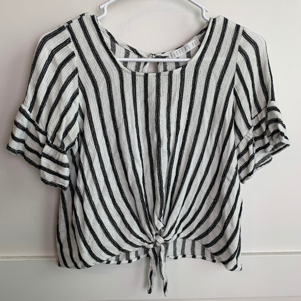 Potters Pot White & Black Striped Short Sleeve Blouse